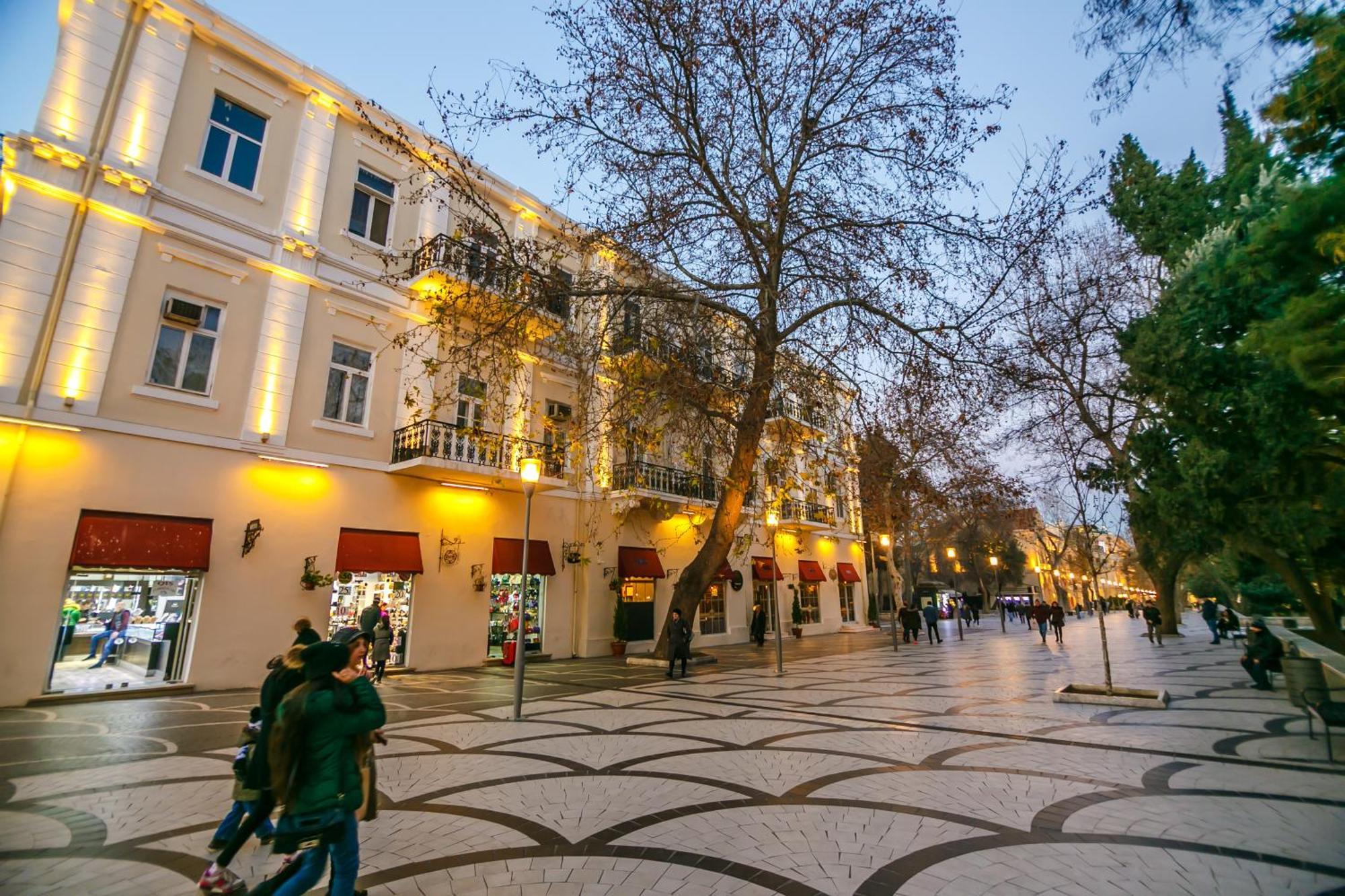 Sera Hotel Баку Экстерьер фото
